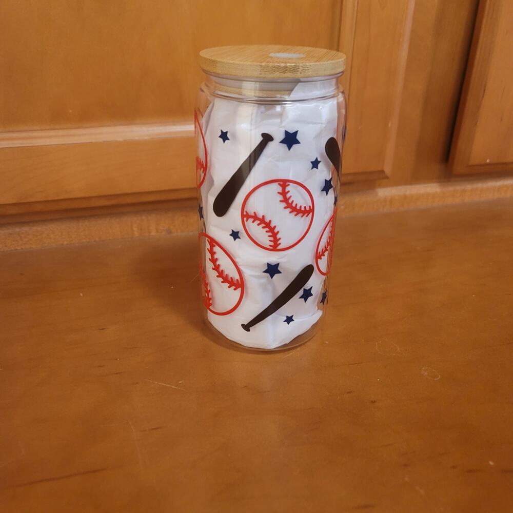 Baseball Plastic 16 oz Tumbler with Bamboo lid and 2 straws